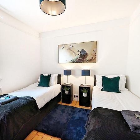 Central Cambridge, Charming 3-Bed House With Free Parking! Buitenkant foto