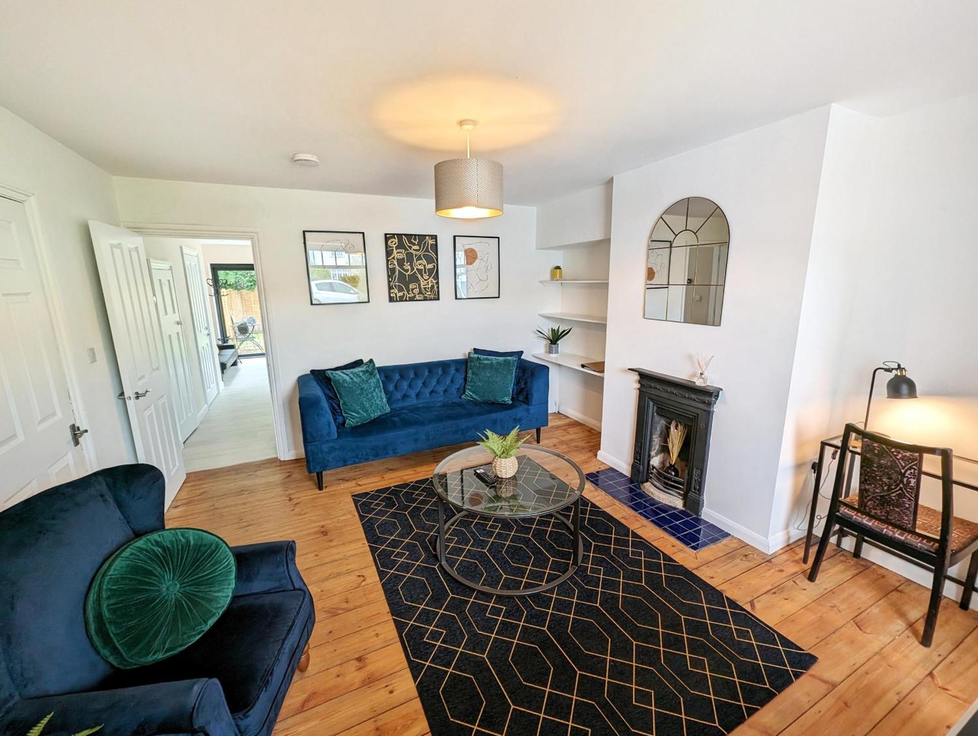 Central Cambridge, Charming 3-Bed House With Free Parking! Buitenkant foto