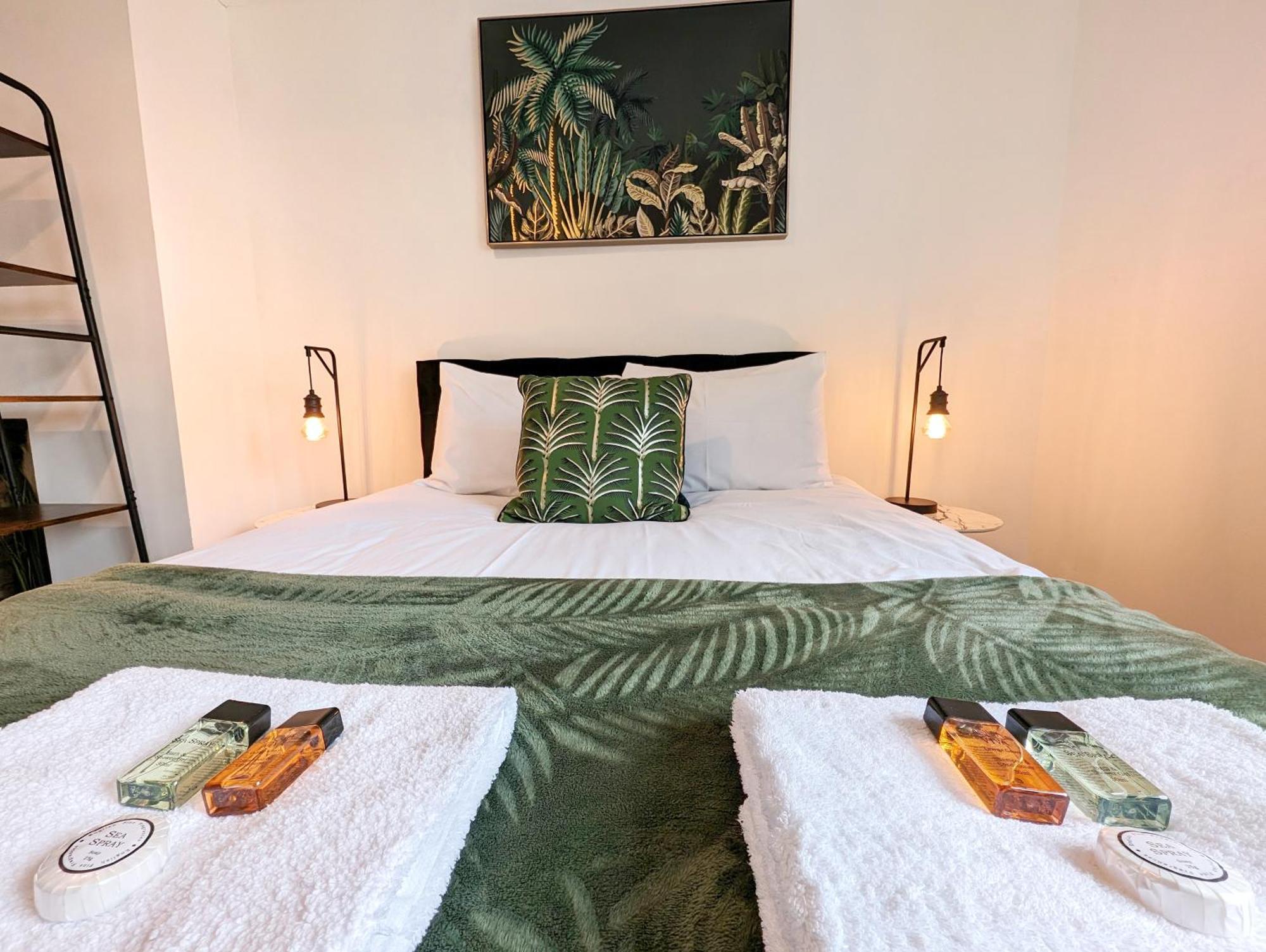 Central Cambridge, Charming 3-Bed House With Free Parking! Buitenkant foto
